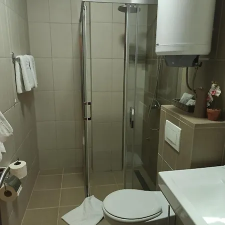 Lucky Kop & Restoran קופאוניק