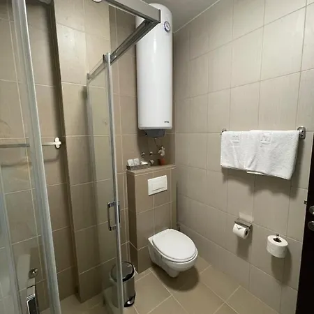 Lucky Kop & Restoran דירה קופאוניק