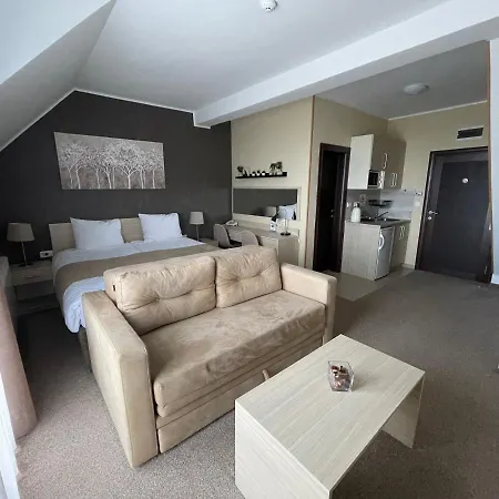 Lucky Kop & Restoran דירה