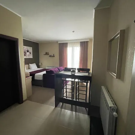 דירה Lucky Kop & Restoran