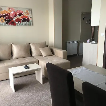 דירה Lucky Kop & Restoran