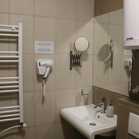 Lucky Kop & Restoran דירה